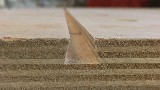 Rainure pour les serre-joints.